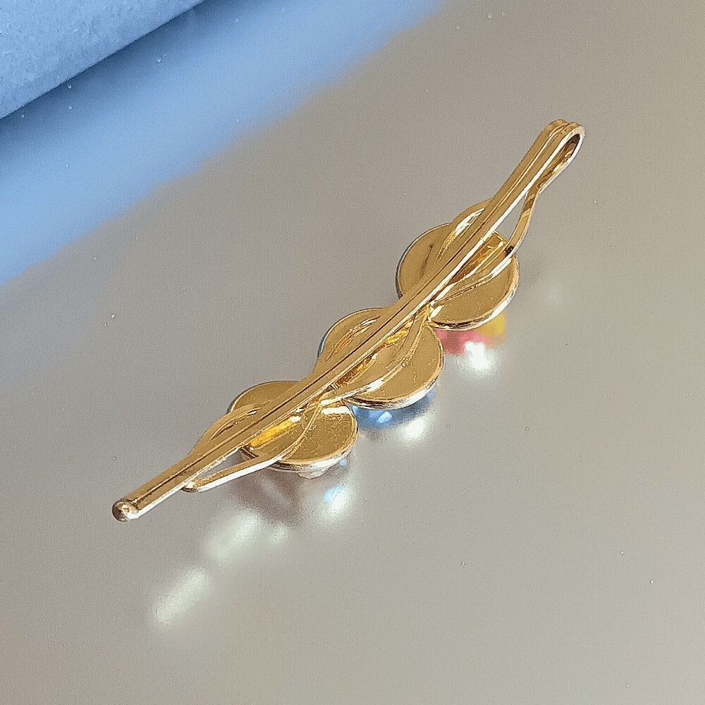 Three Pieces Star Pin Hair Accessory Set - Picture 13 of 13